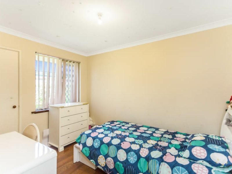 6 Bowman Court, Kardinya WA 6163