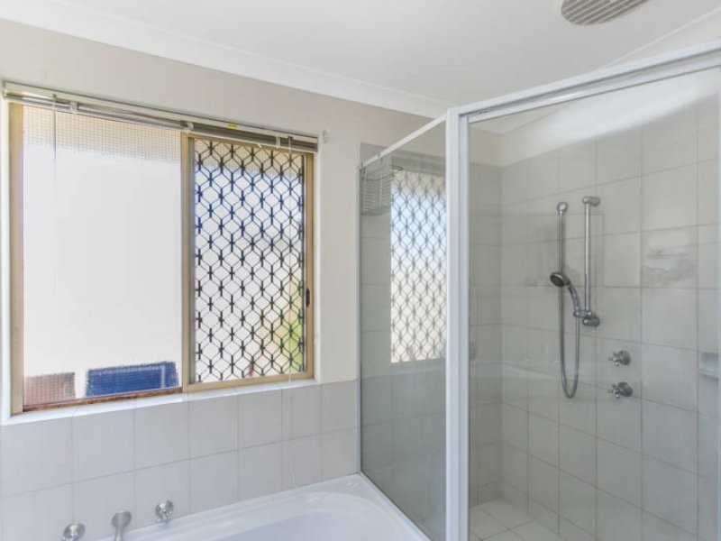 6 Bowman Court, Kardinya WA 6163