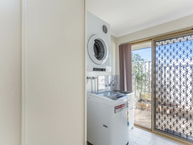 6 Bowman Court, Kardinya WA 6163