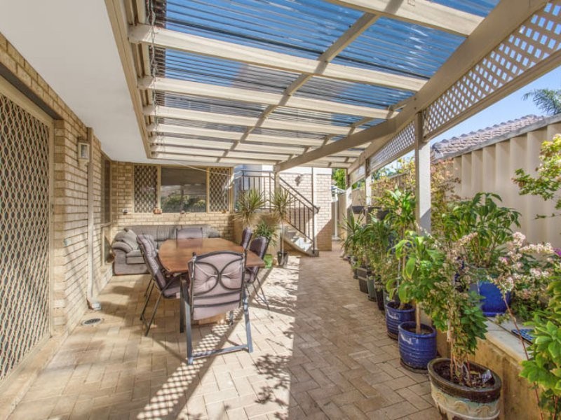 6 Bowman Court, Kardinya WA 6163