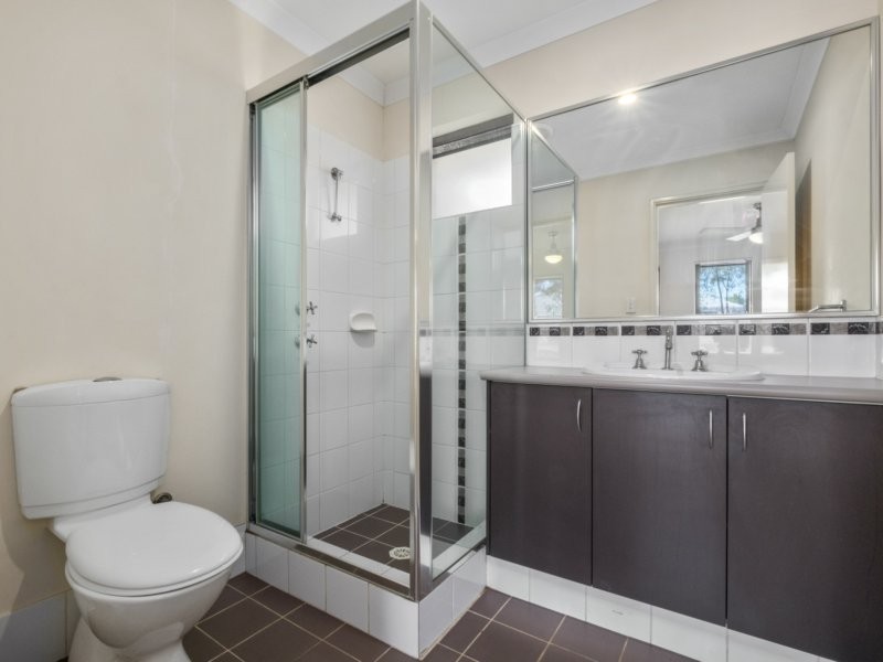 16 Botany Parade, Ellenbrook WA 6069