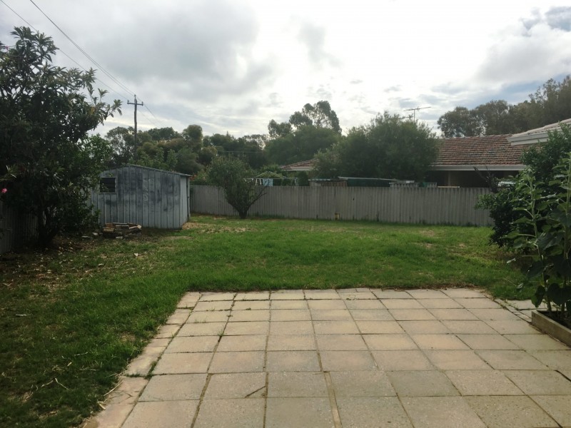 35 Leaside Way, Spearwood WA 6163