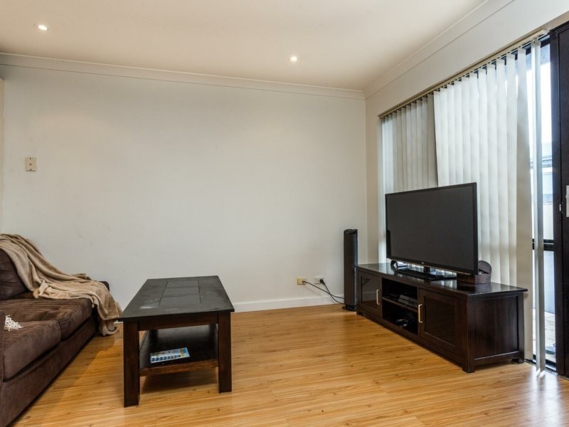 9/1 Stratford Street, East Fremantle WA 6158