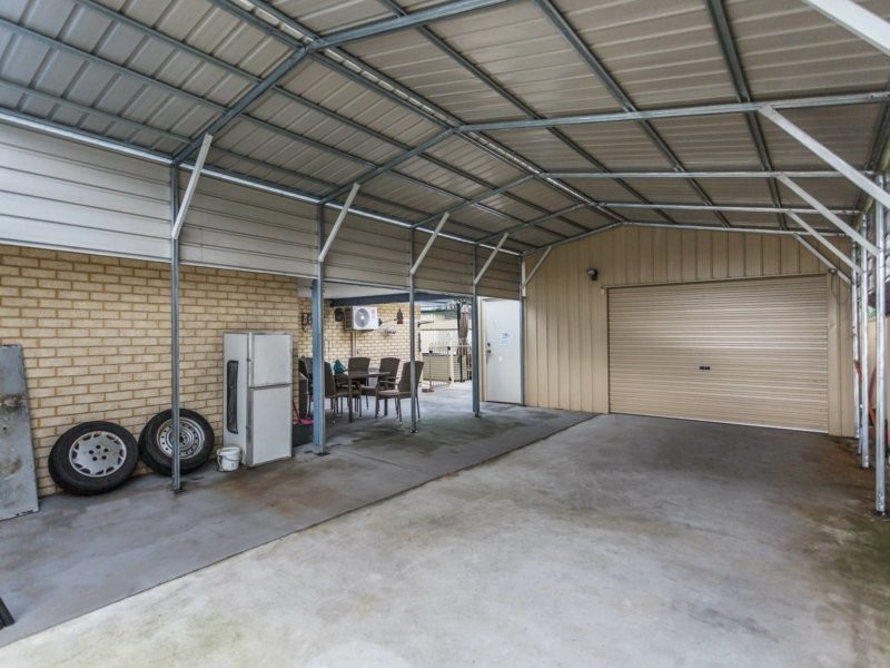 7 Teal Brook Circle, Seville Grove WA 6112