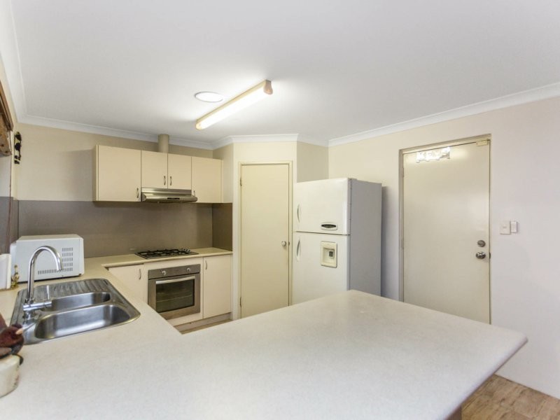 7 Teal Brook Circle, Seville Grove WA 6112