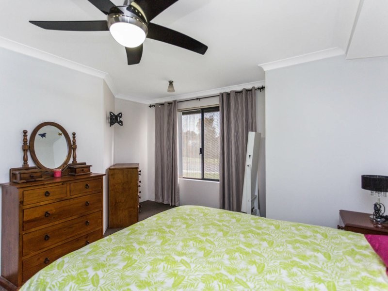 7 Teal Brook Circle, Seville Grove WA 6112