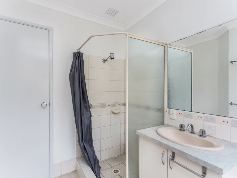 7 Teal Brook Circle, Seville Grove WA 6112