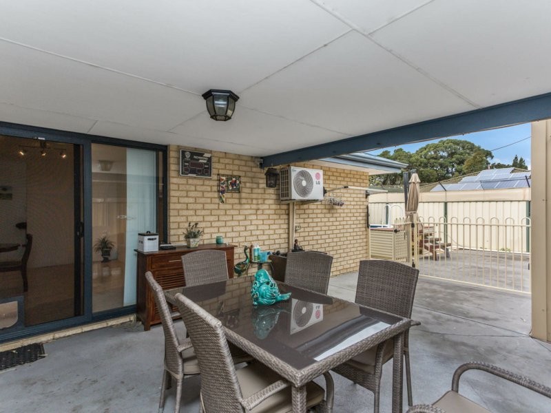 7 Teal Brook Circle, Seville Grove WA 6112