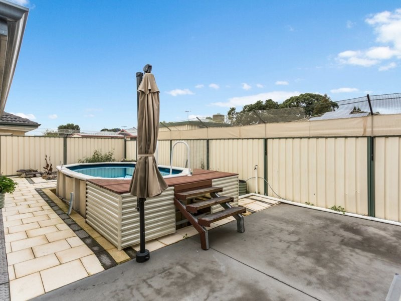 7 Teal Brook Circle, Seville Grove WA 6112
