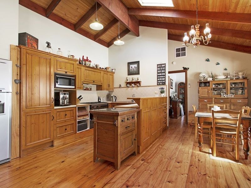 985 Sugarloaf Creek Road, Broadford VIC 3658