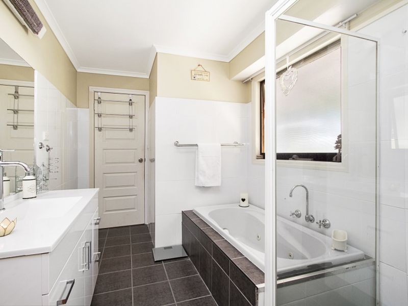 985 Sugarloaf Creek Road, Broadford VIC 3658