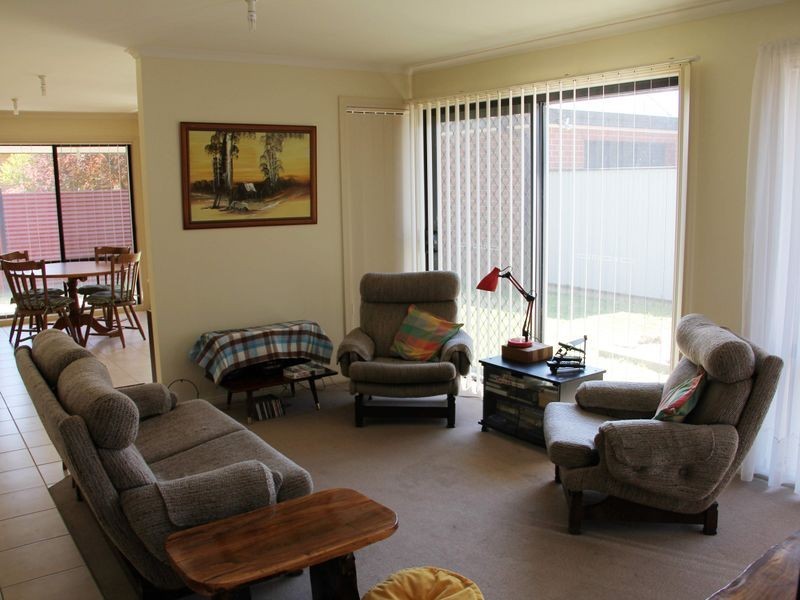 3/4 Short Street, Broadford VIC 3658