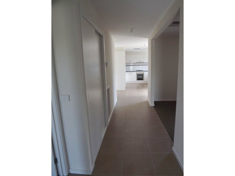 1/33 Ferguson Street, Broadford VIC 3658