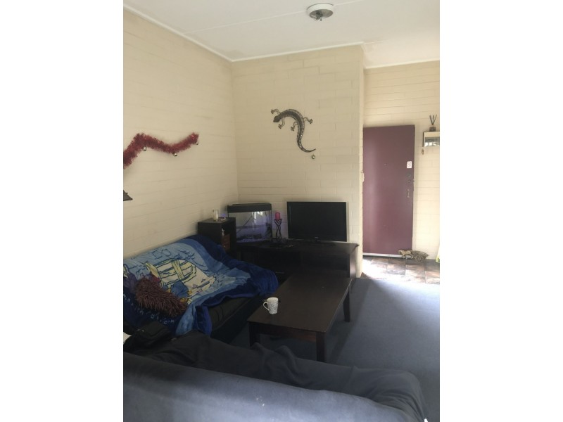 1/30 Snodgrass Street, Broadford VIC 3658