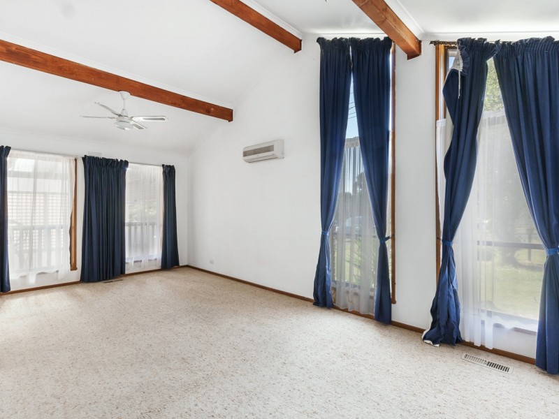 34 First Street, Broadford VIC 3658