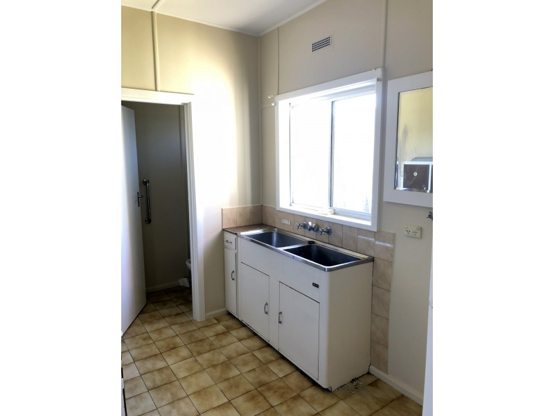 28 McKenzie Street, Broadford VIC 3658