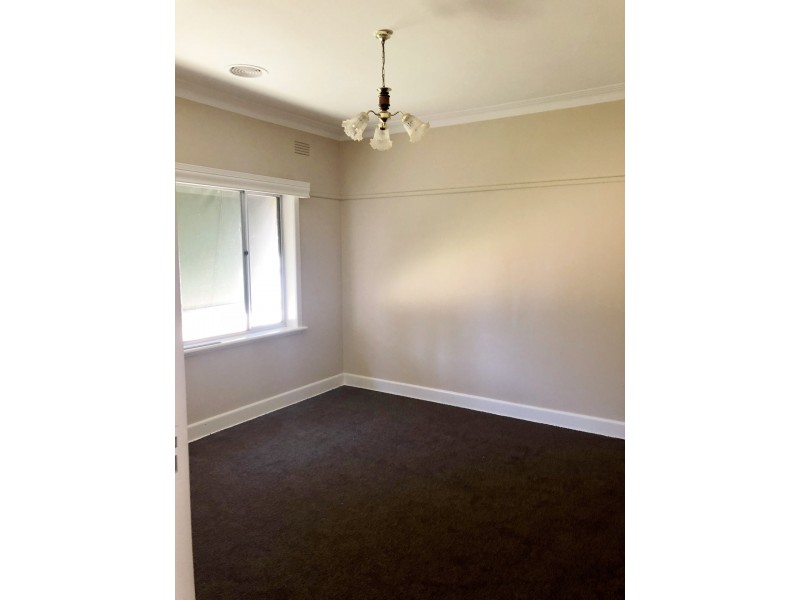 28 McKenzie Street, Broadford VIC 3658