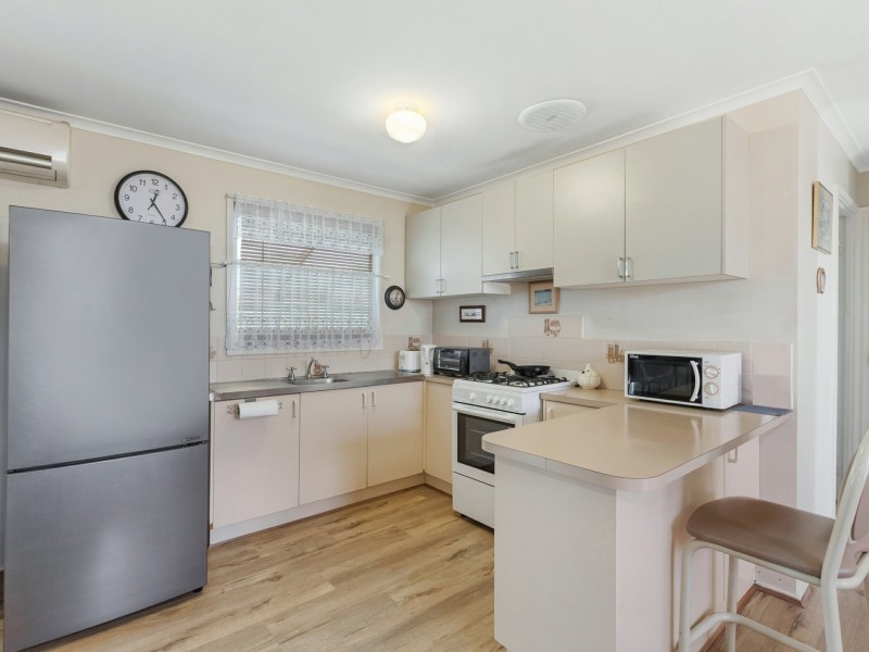 18 Donaldson Drive, Broadford VIC 3658
