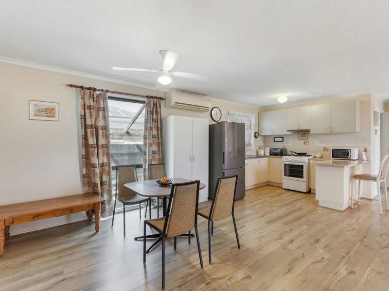 18 Donaldson Drive, Broadford VIC 3658