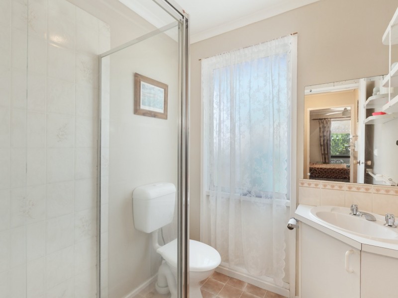 18 Donaldson Drive, Broadford VIC 3658