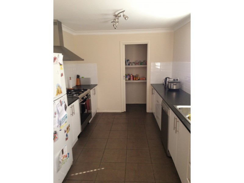 1a/212 High Street, Broadford VIC 3658