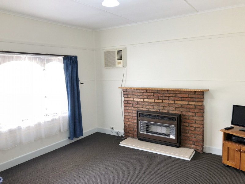 71 Piper Street, Broadford VIC 3658