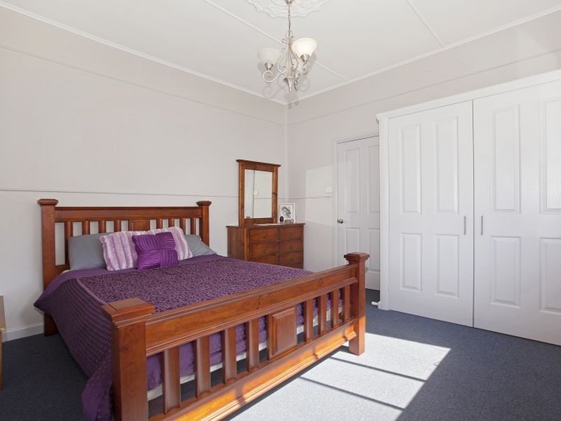 22 The Parade, Broadford VIC 3658