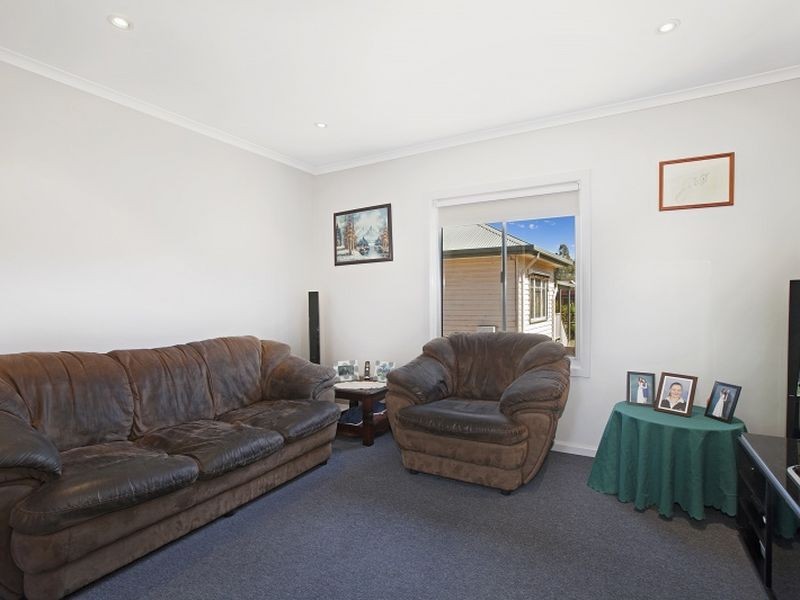 22 The Parade, Broadford VIC 3658