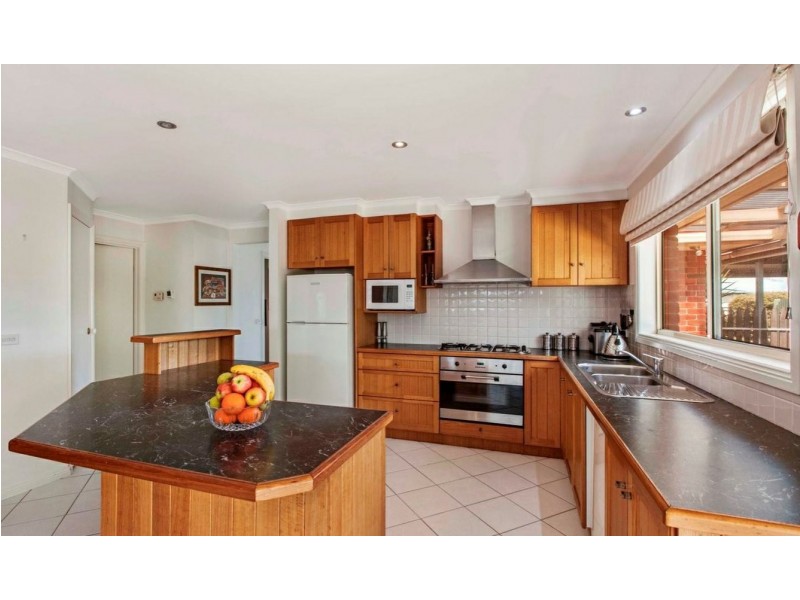 18 Pontisford Court, Kilmore VIC 3764