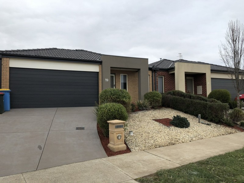 19 Jack William Way, Kilmore VIC 3764