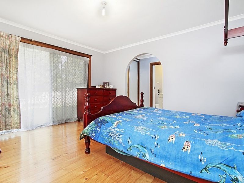 11 Hanover Court, Kilmore VIC 3764