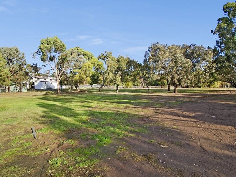 11 Hanover Court, Kilmore VIC 3764