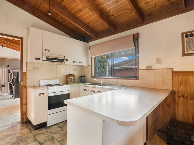 5 Donaldson Drive, Broadford VIC 3658