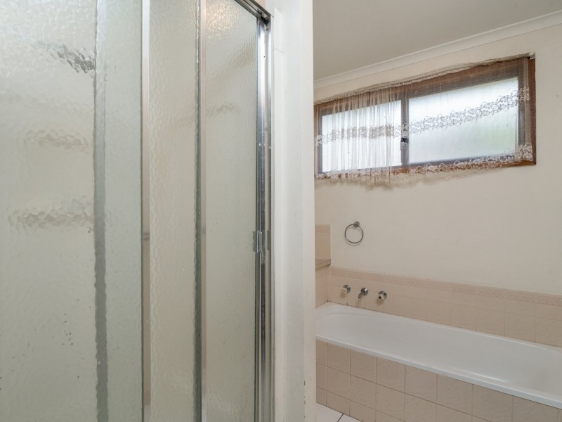 5 Donaldson Drive, Broadford VIC 3658