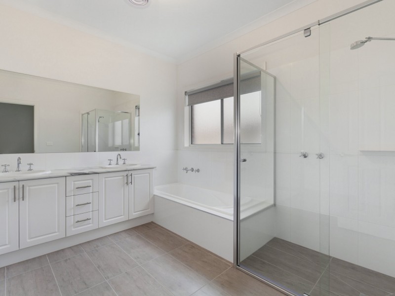 22 Kings Lane, Kilmore VIC 3764