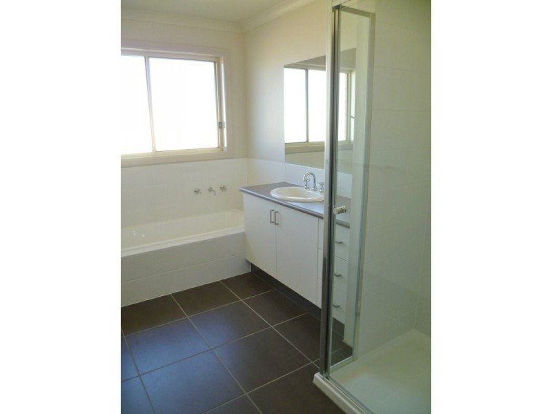 39 Pauline Way, Kilmore VIC 3764