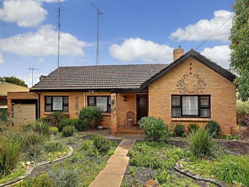 61 Piper Street, Broadford VIC 3658