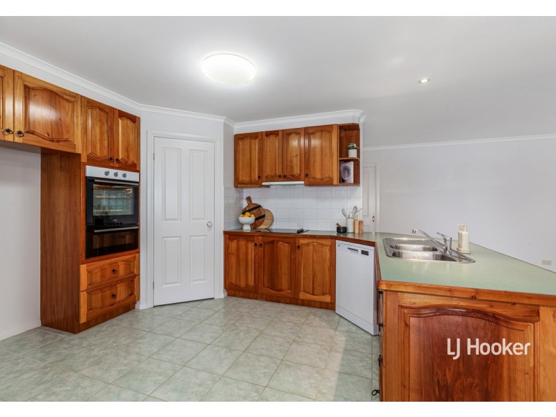 40 Centenary Drive, Kilmore VIC 3764