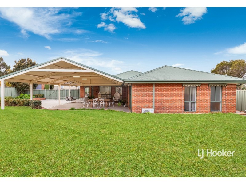 40 Centenary Drive, Kilmore VIC 3764