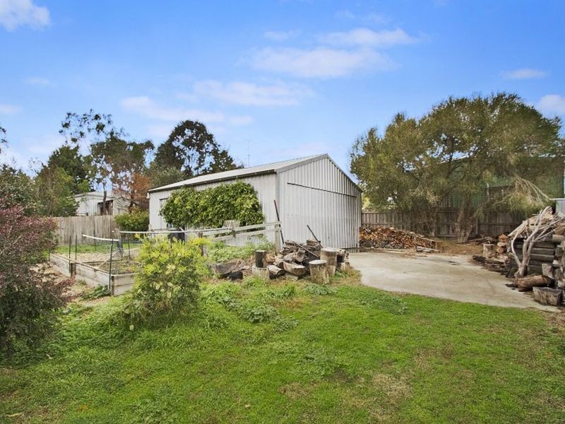 34 The Parade, Broadford VIC 3658
