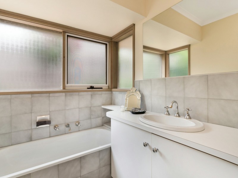 8 Fairway Drive, Kilmore VIC 3764