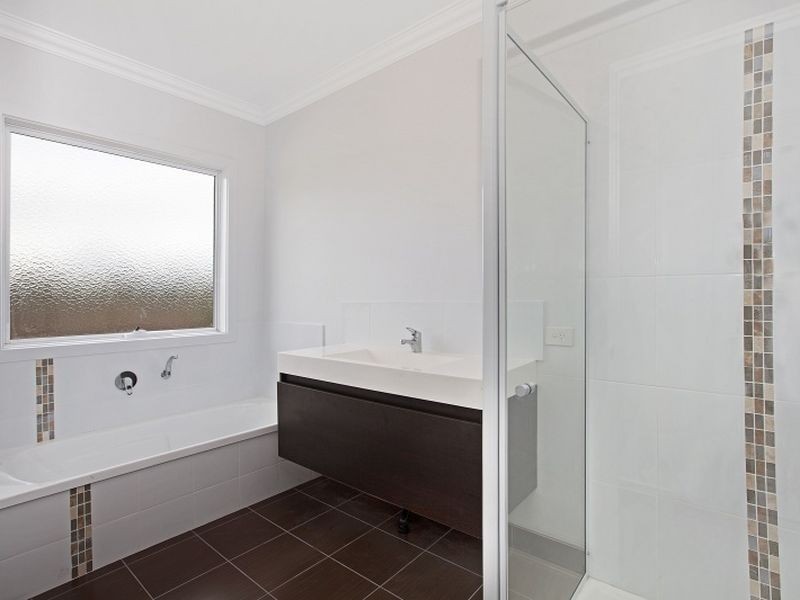 49 Chloe Drive, Broadford VIC 3658