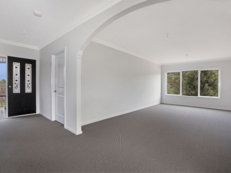 49 Chloe Drive, Broadford VIC 3658