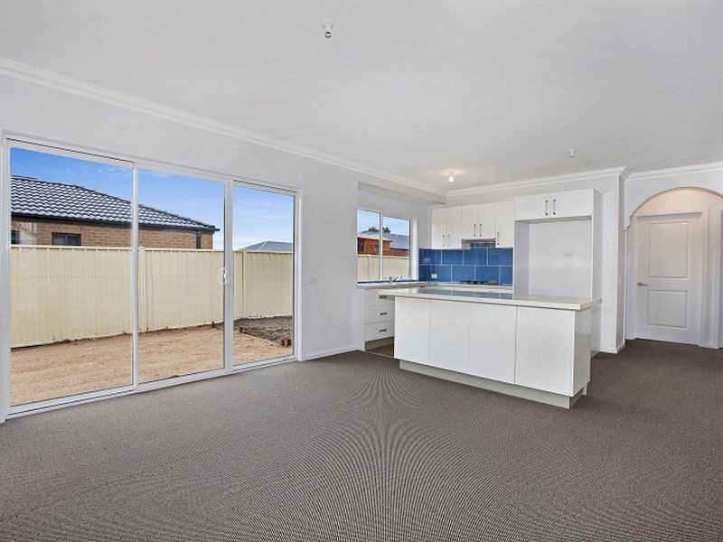 49 Chloe Drive, Broadford VIC 3658