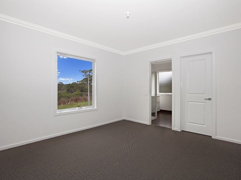 49 Chloe Drive, Broadford VIC 3658