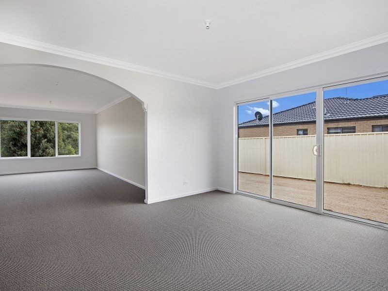 49 Chloe Drive, Broadford VIC 3658