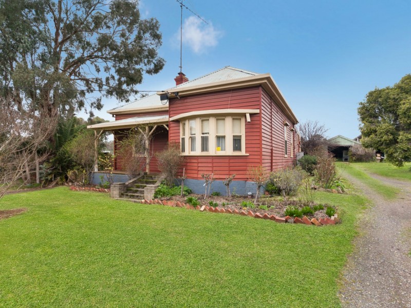 208 High Street, Broadford VIC 3658