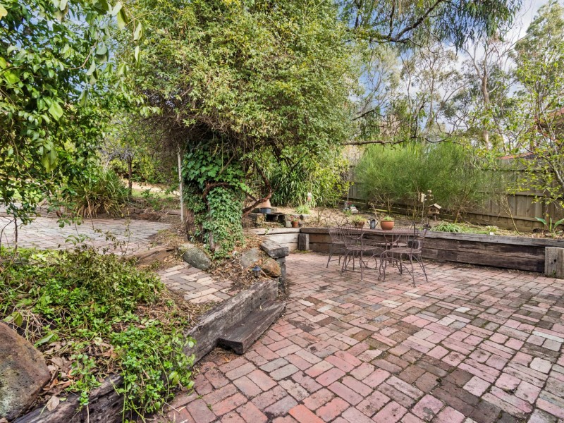 23 Link Ave, Kilmore VIC 3764