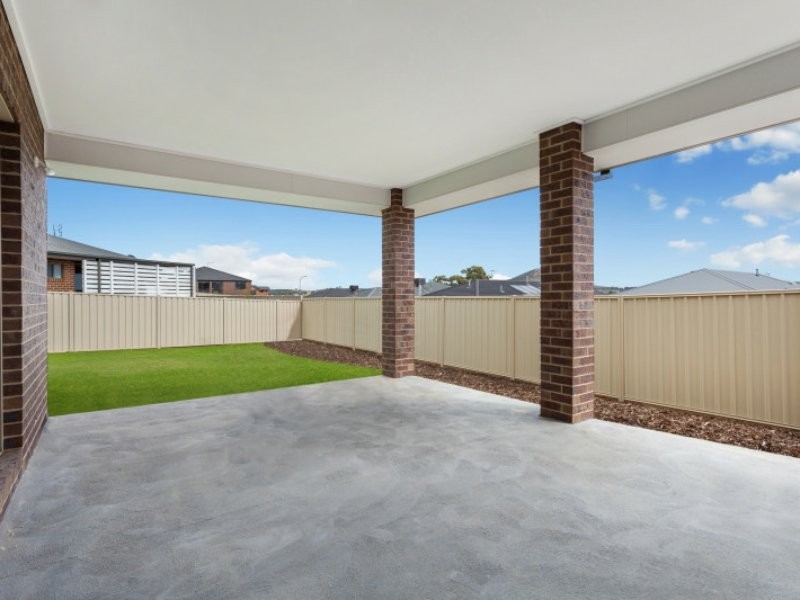16 Paperbark Court, Broadford VIC 3658