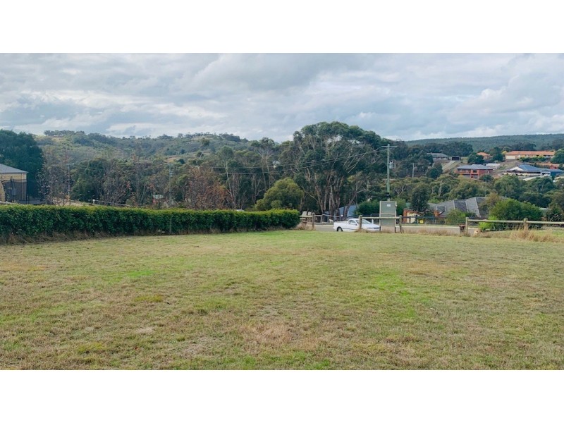 44 McDonald Road, Wandong VIC 3758